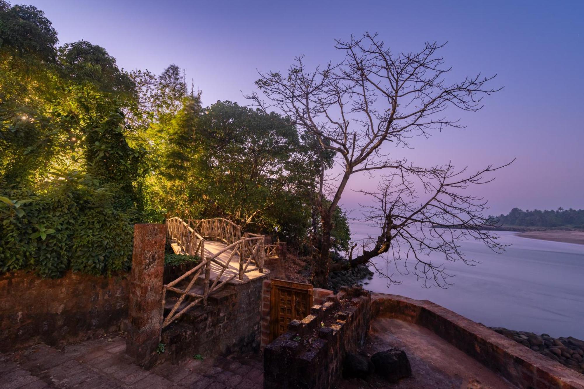 Saffronstays Athaang, Dapoli Ānjarle Exteriér fotografie